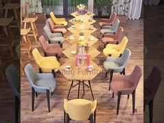 Modern Minimalist Wood Restaurant Chairs Nordic Fabric Seats W43 * D41 * H80cm